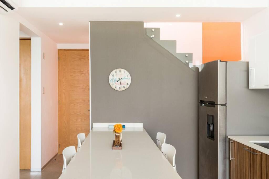 Premium Ph W/ Private Pool Near 5th Ave. *